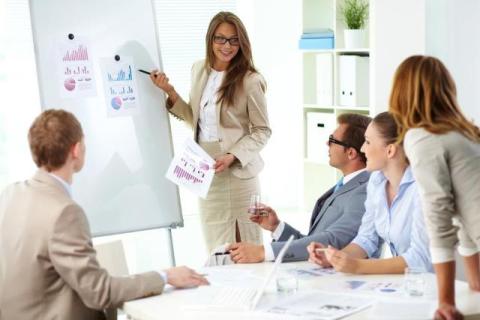 How a Fractional CMO Turns Marketing Strategy Into Revenue Growth