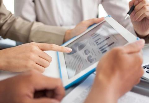 How Structured Content Improves Financial Product Communication